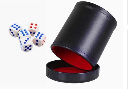 Tasse à dés en cuir avec couve - Board Game Yahtzee avis et prix